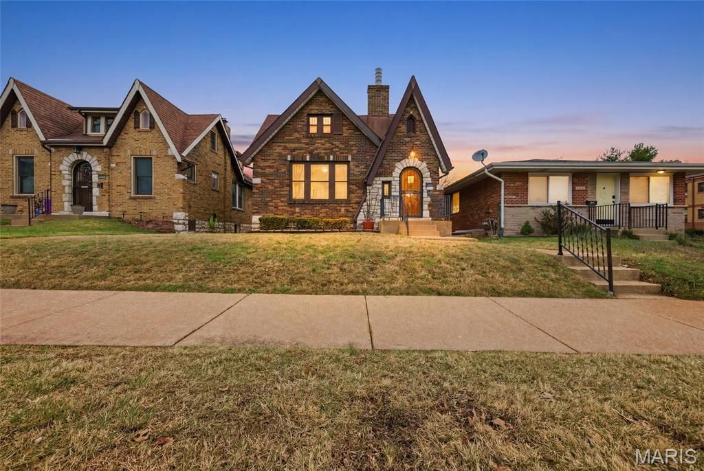 5005 Parker Avenue, St Louis, MO 63139