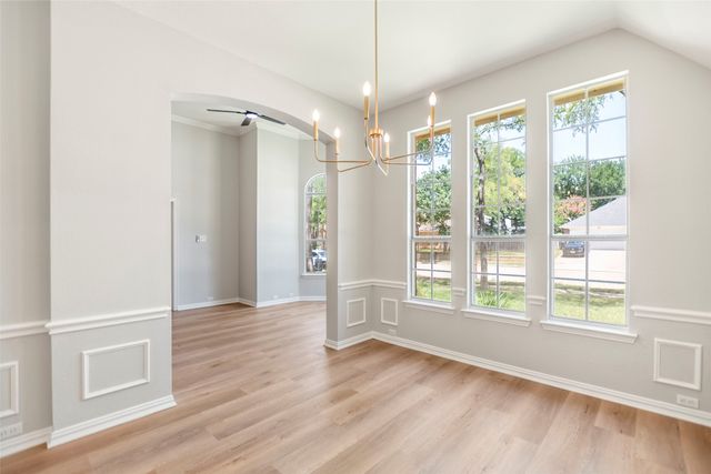 6304 Fox Hunt Drive, Arlington, TX 76001