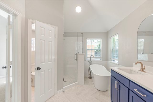 6304 Fox Hunt Drive, Arlington, TX 76001