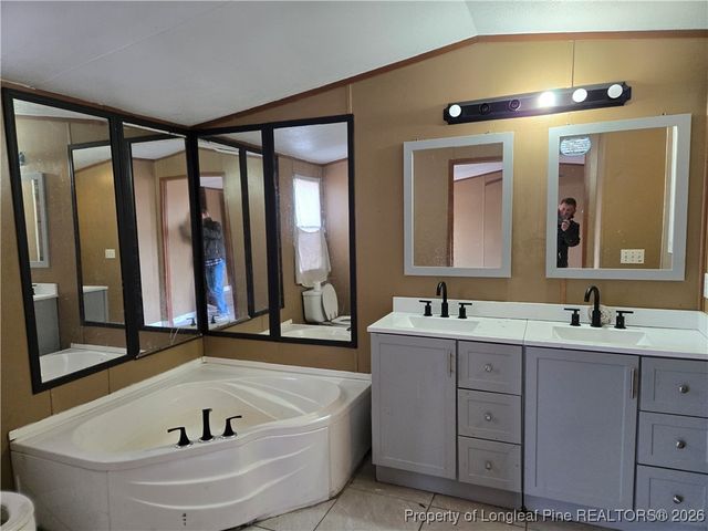 2222 Sand Hill Road, Hope Mills, NC 28438