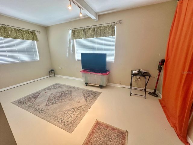 7507 CORAL VINE LANE, Tampa, FL 33619