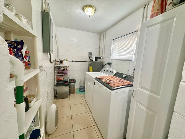 7507 CORAL VINE LANE, Tampa, FL 33619