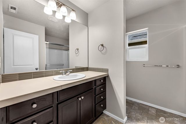 13105 NE 56th Circle, Vancouver, WA 98682