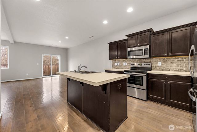 13105 NE 56th Circle, Vancouver, WA 98682