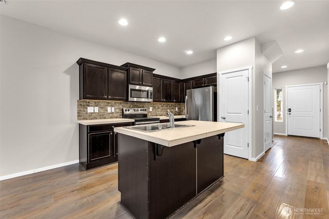 13105 NE 56th Circle, Vancouver, WA 98682