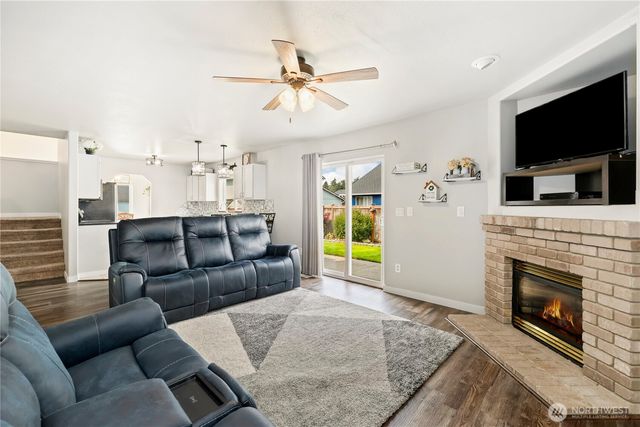 7911 195th Street E, Spanaway, WA 98387