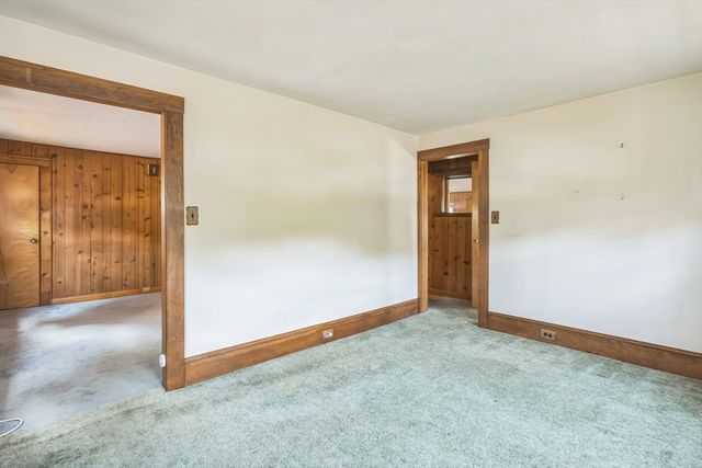 250 Pleasant St, Stoughton, MA 02072