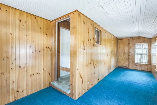 250 Pleasant St, Stoughton, MA 02072