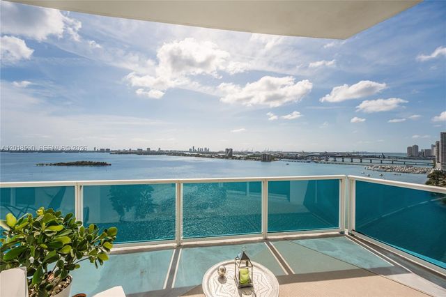 725 NE 22nd St PH2A, Miami, FL 33137