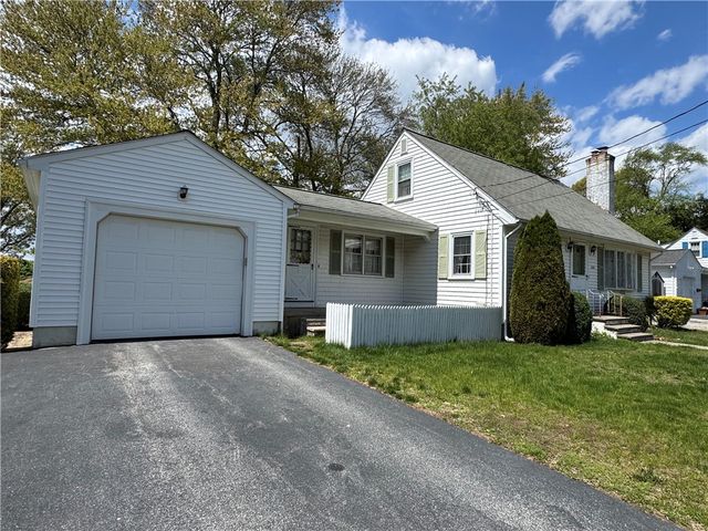 60 Coldbrook Drive, Cranston, RI 02920