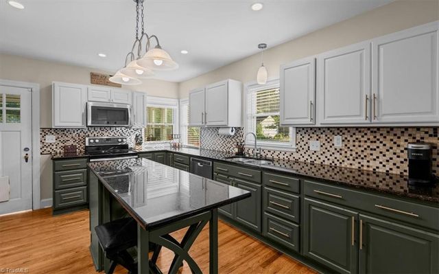 816 Ferndale Boulevard, High Point, NC 27262