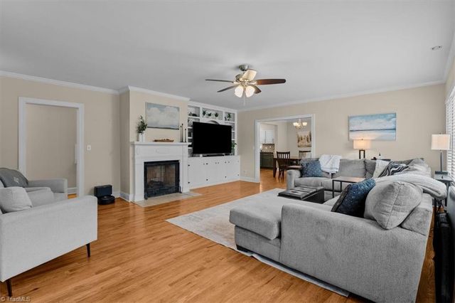 816 Ferndale Boulevard, High Point, NC 27262