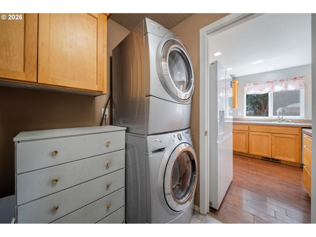 2224 FRONT Ave, Albany, OR 97321