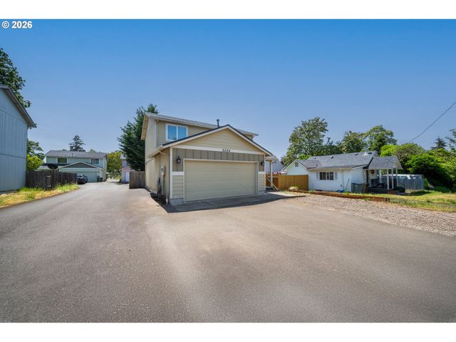 2224 FRONT Ave, Albany, OR 97321