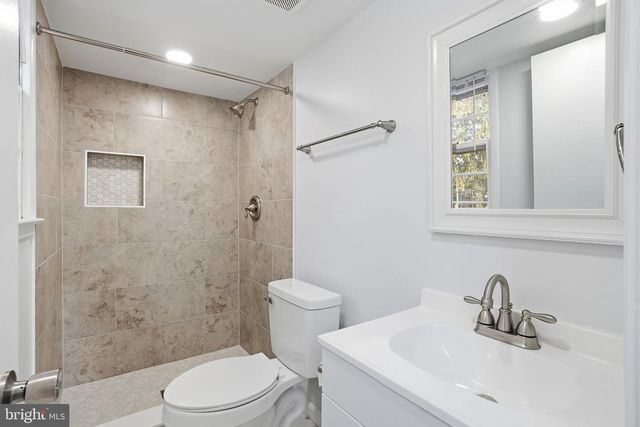 6427 PIMA ST, Alexandria, VA 22312