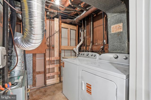 6427 PIMA ST, Alexandria, VA 22312