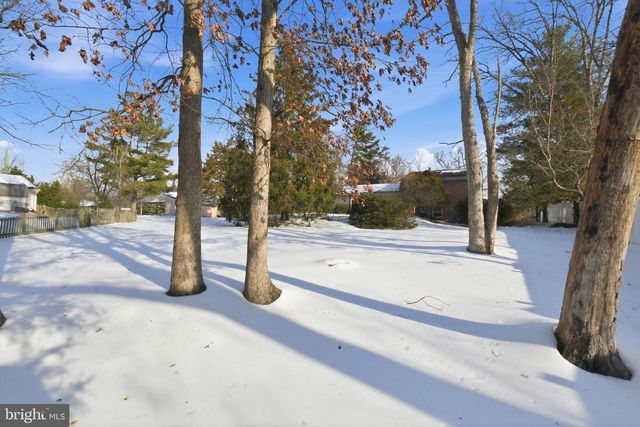 6427 PIMA ST, Alexandria, VA 22312