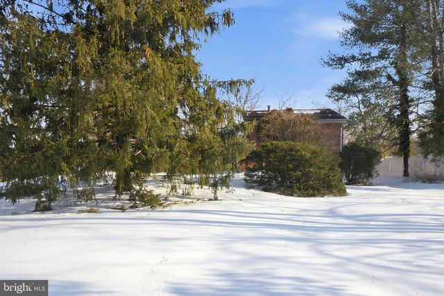 6427 PIMA ST, Alexandria, VA 22312