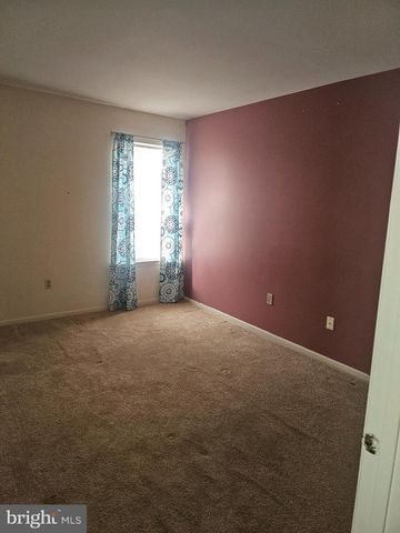 208 WHISPER CT, Burlington, NJ 08016