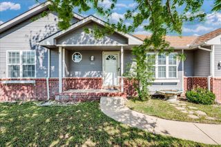 846 E Karla Ct, Haysville, KS 67060