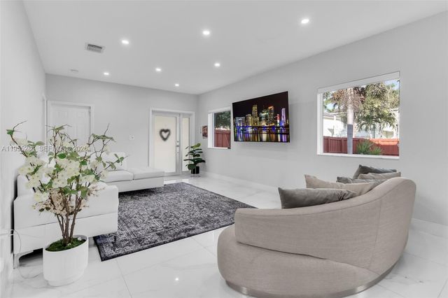 3176 NE 4 Street, Homestead, FL 33033