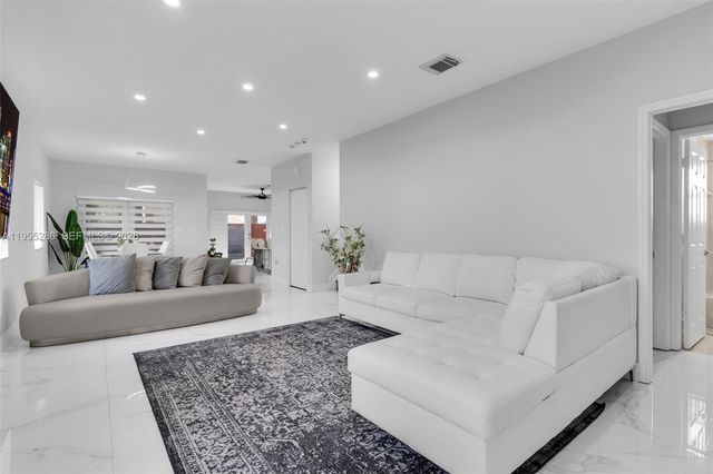 3176 NE 4 Street, Homestead, FL 33033