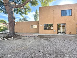 6536 E Calle La Paz Unit C, Tucson, AZ 85715