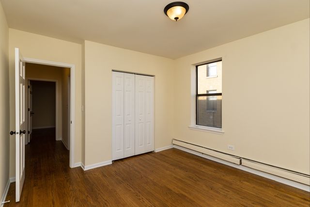 3213 W Diversey Avenue 301, Chicago, IL 60647