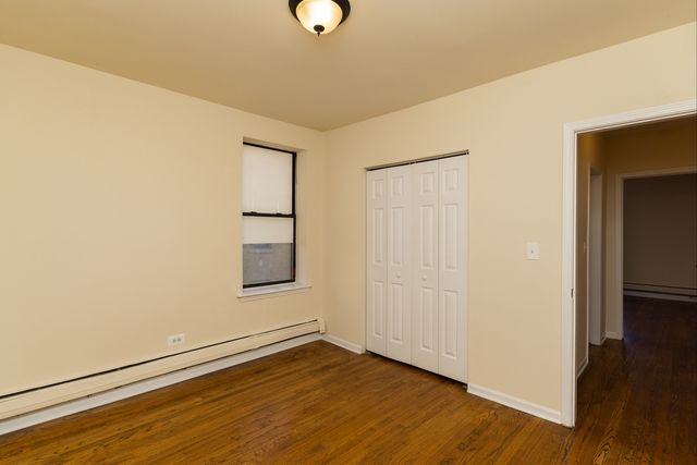 3213 W Diversey Avenue 301, Chicago, IL 60647