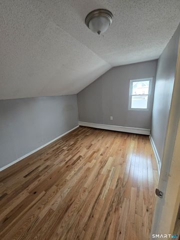 120 Milne Street, Bridgeport, CT 06604