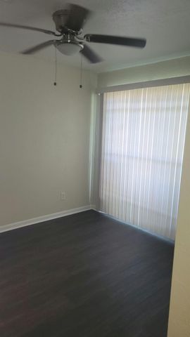 12728 Bexley Drive 2728, Houston, TX 77099