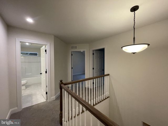 127 BISHOP RD, Pottstown, PA 19465