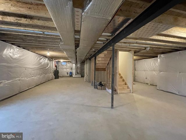 127 BISHOP RD, Pottstown, PA 19465