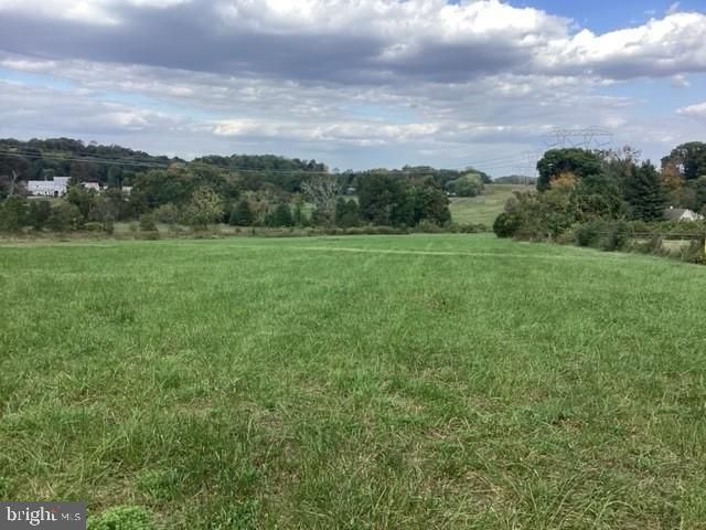 127 BISHOP RD, Pottstown, PA 19465