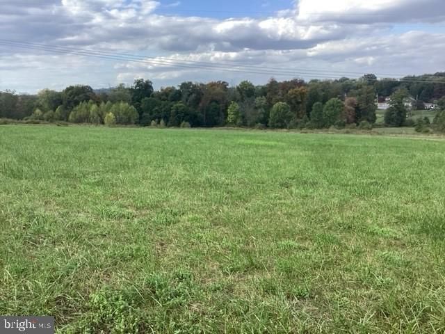 127 BISHOP RD, Pottstown, PA 19465