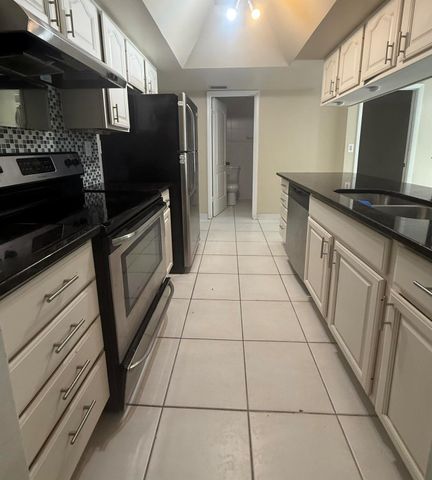 1185 Mulberry Place, Wellington, FL 33414