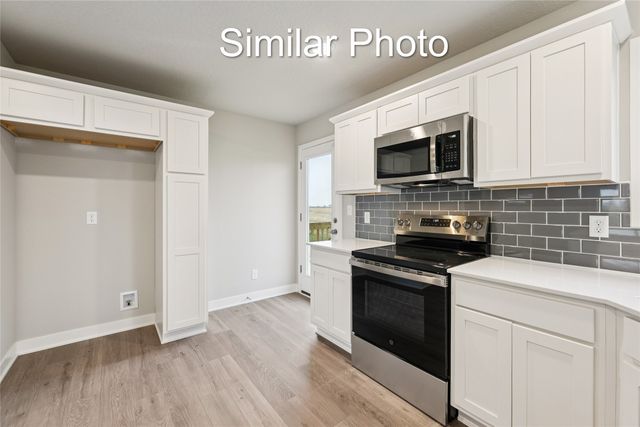 2107 White Oak Lane, Granger, IA 50109