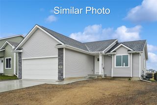 2107 White Oak Lane, Granger, IA 50109