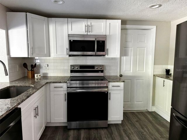 12302 COBBLE STONE DRIVE, Hudson, FL 34667