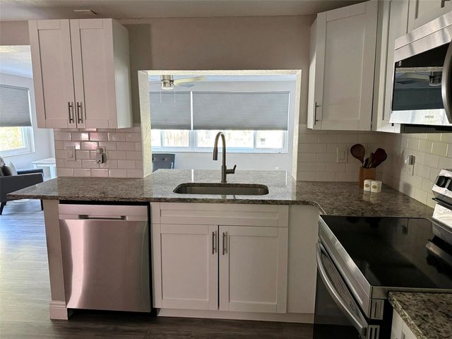 12302 COBBLE STONE DRIVE, Hudson, FL 34667