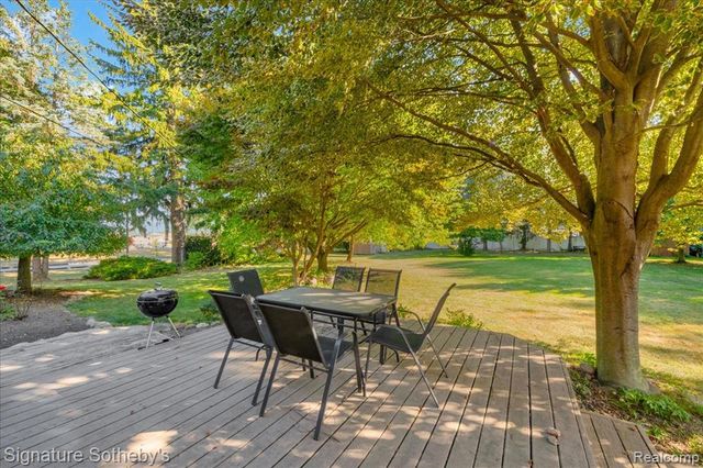 11500 30 Mile Road, Washington, MI 48095