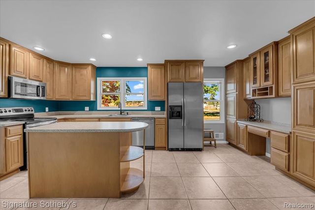 11500 30 Mile Road, Washington, MI 48095