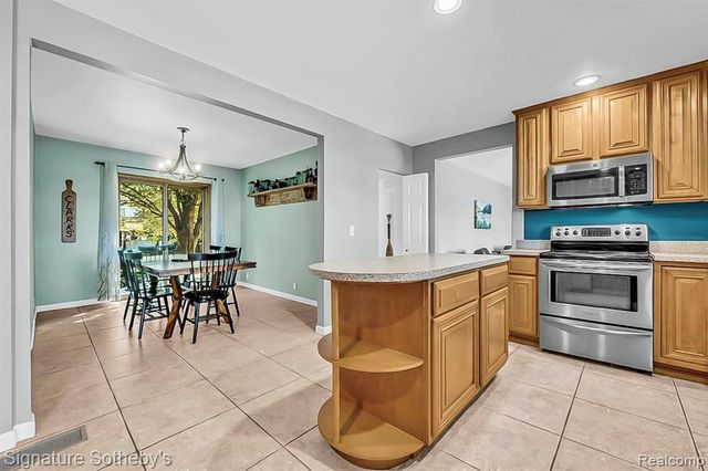 11500 30 Mile Road, Washington, MI 48095