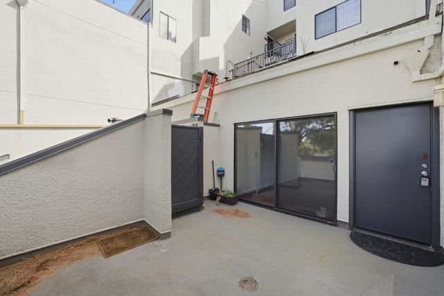 1 Appian Way 714-5, South San Francisco, CA 94080