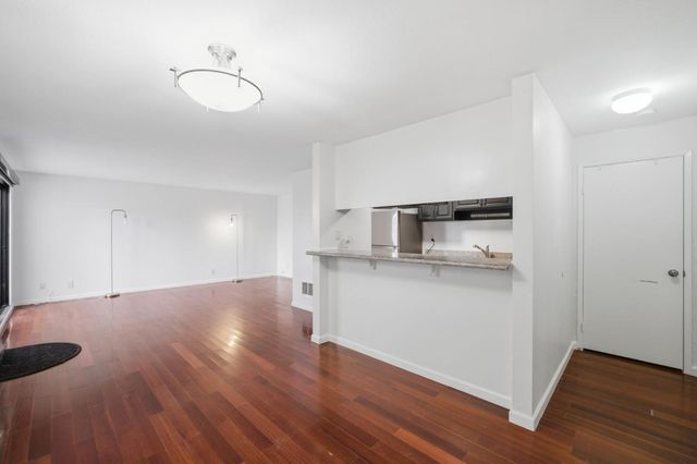 1 Appian Way 714-5, South San Francisco, CA 94080