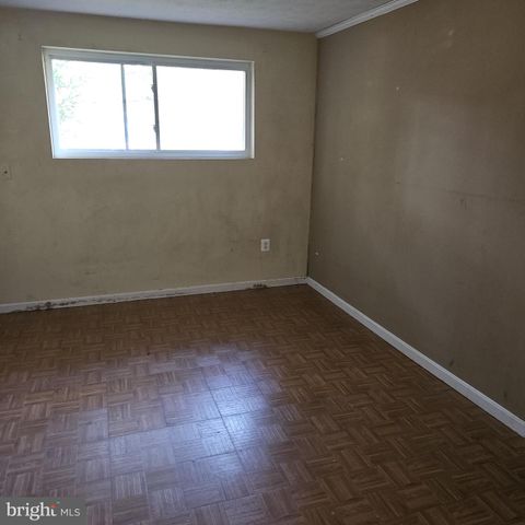 7717 GLENISTER DR, Springfield, VA 22152