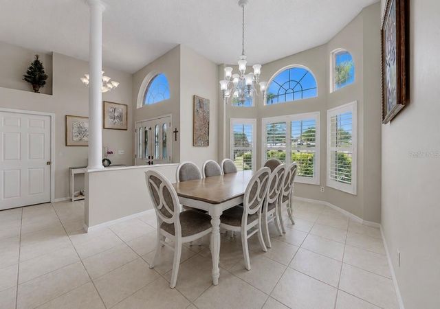 2027 NEW BEDFORD DRIVE, Sun City Center, FL 33573