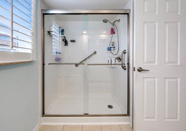 2027 NEW BEDFORD DRIVE, Sun City Center, FL 33573