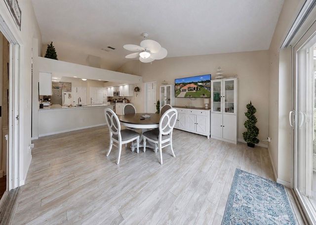 2027 NEW BEDFORD DRIVE, Sun City Center, FL 33573