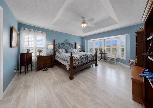 2027 NEW BEDFORD DRIVE, Sun City Center, FL 33573
